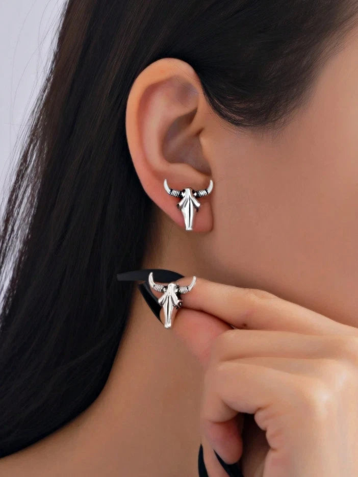 Western Bull Skull Stud Earrings – Cowgirl Rodeo Jewelry in 3 Colors