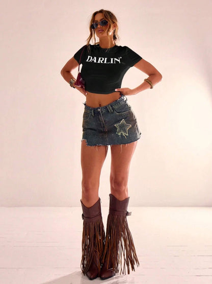Western "Darlin’" Letter Graphic Fitted Crop Tee — Y2K Cowboy Aesthetic, Retro